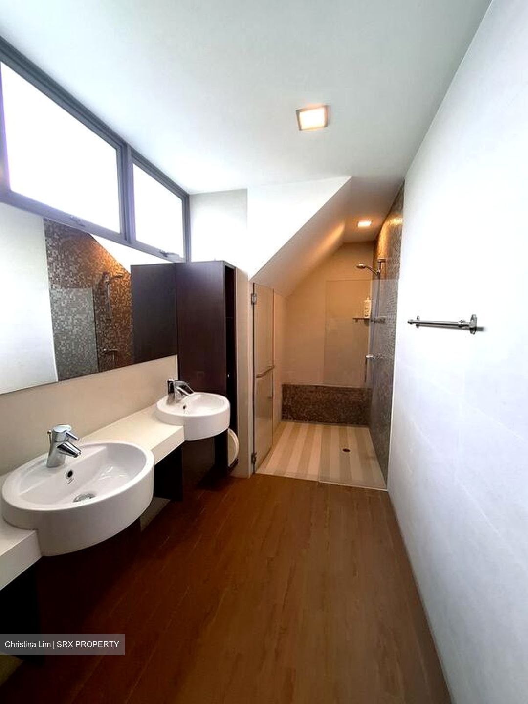 Hillcrest Villa (D11), Terrace #517511871